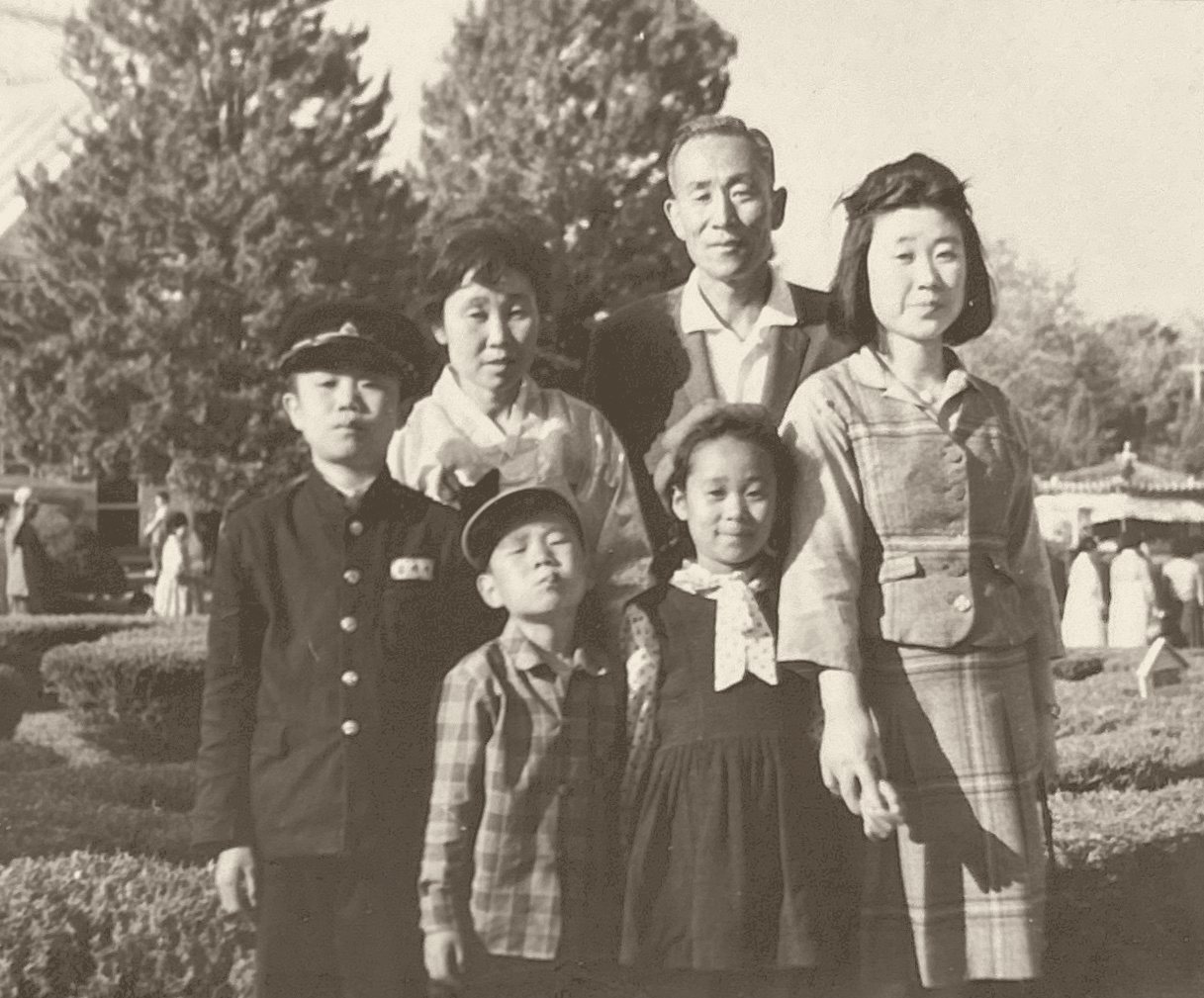 Mom’s family, Korea, early 1960s